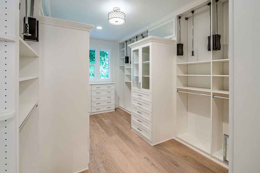 The Whitby Custom Home Closet
