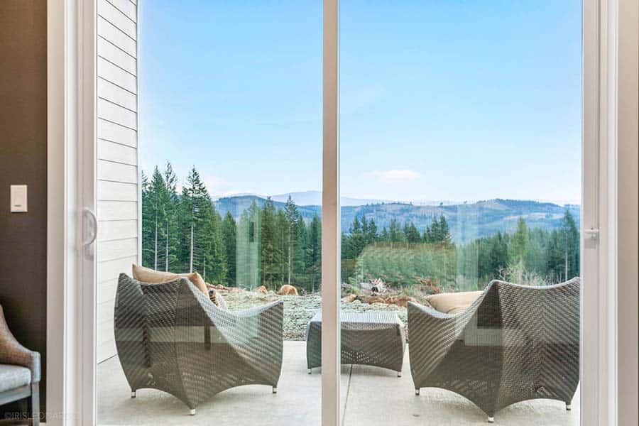 The Hart Custom Home Back Exterior Deck