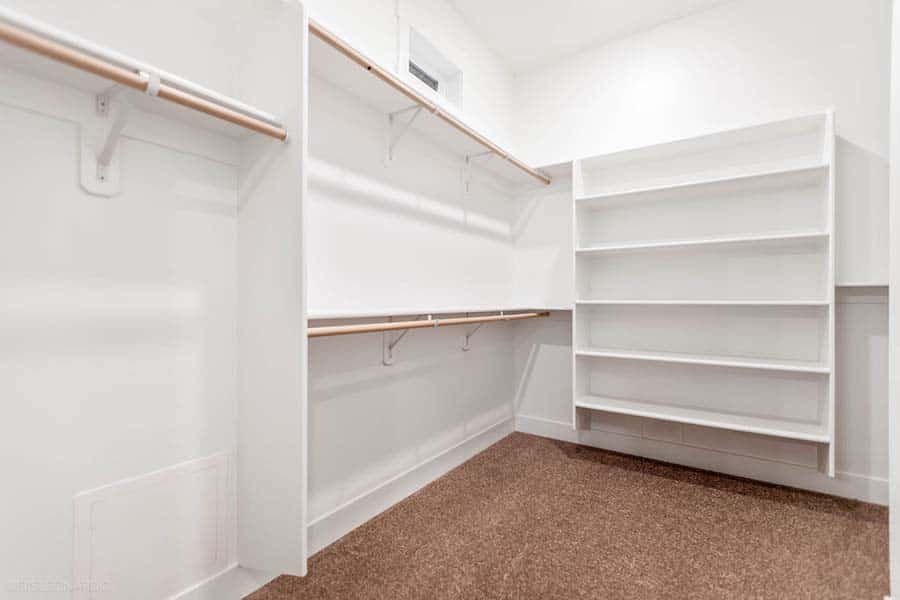 The Hart Custom Home Walk In Closet