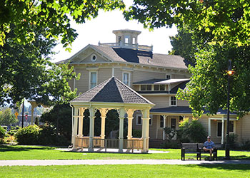 Photo of Esther Short Park