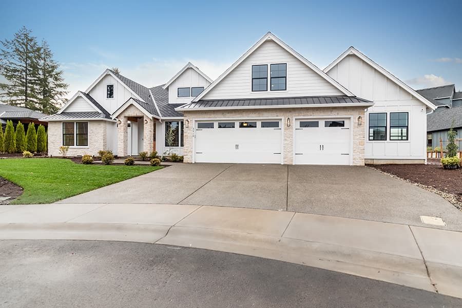 Custom-Allen-gallery-3410-NW-McMaster-Dr-002